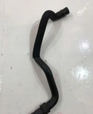 Volvo V60 Engine coolant pipe/hose 31342372