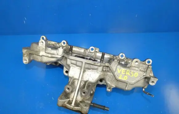 Toyota Verso Intake manifold