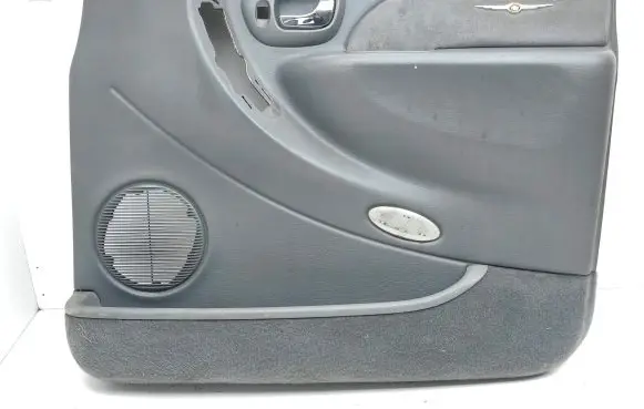 Chrysler Voyager Front door card panel trim 
