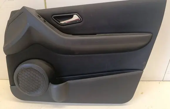 Mercedes-Benz A W169 Front door card panel trim 1697200258 329527