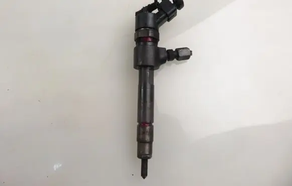 Opel Zafira B Fuel injector 0445110165