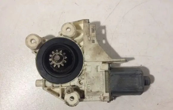 Ford Focus Front door window regulator motor 4M5T14553