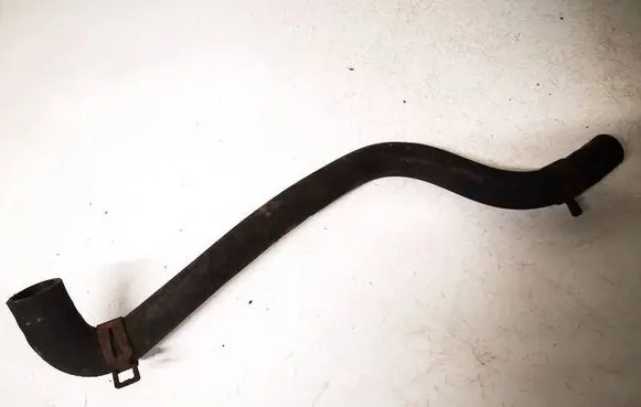 Volkswagen PASSAT B4 Engine coolant pipe/hose 1h0819371