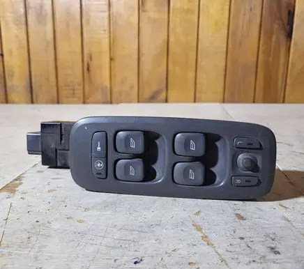 Volvo V70 Electric window control switch 9452939 00W08E M6D07B00276