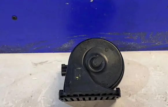 Jaguar XE Horn signal GX7313801AA A046522