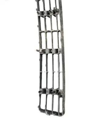 Audi A6 S6 C5 4B Front grill 4B0807683F
