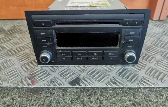 Seat Exeo (3R) Radio/CD/DVD/GPS head unit 3R0035186B