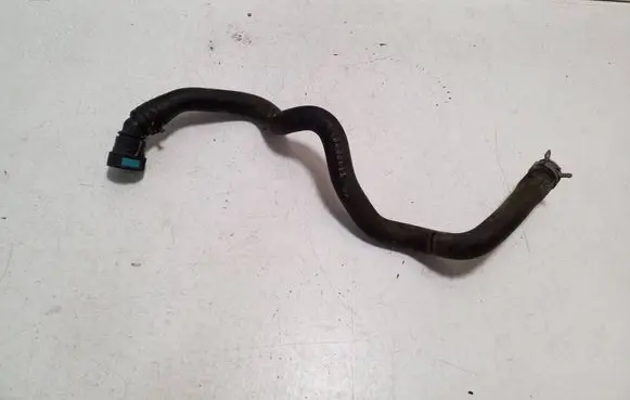 Polestar 2 Engine coolant pipe/hose 31684331