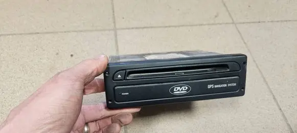 Navigation unit CD/DVD player