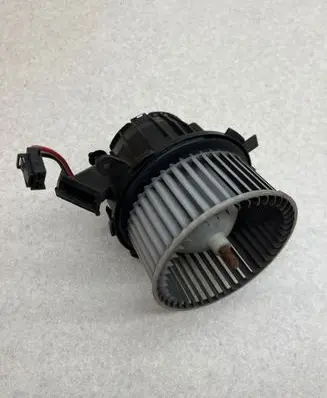Audi A5 8T 8F Heater fan/blower