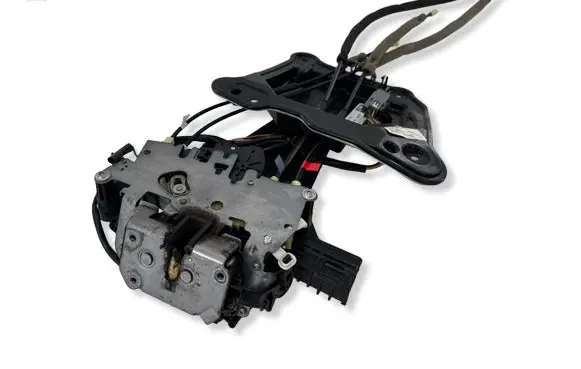 Chrysler Pacifica Sliding door lock 68234565AG 1120085 3017171