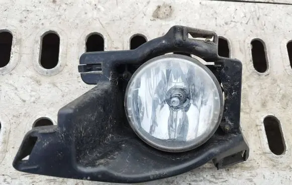 Dacia Sandero Front fog light 261500097R 9LH801LS 687P090