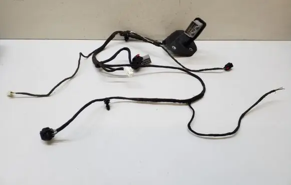 Chrysler 300C Rear door wiring loom P68084155AD 68084155AD