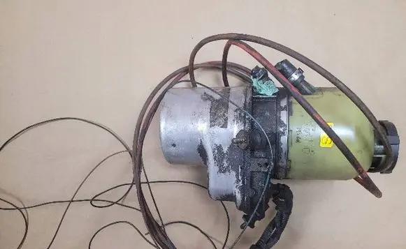 Opel Astra G Power steering pump