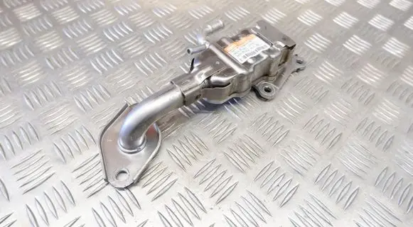 Toyota Highlander XU70 EGR valve cooler 25680F002000 ACF132658 25680F0020