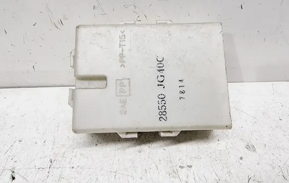 Nissan X-Trail T31 Door central lock control unit/module 28550JG40C