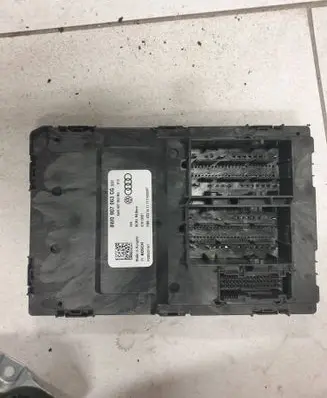 Audi A4 S4 B9 Comfort/convenience module 1K0907063CG F005V01927 8W0907063CG