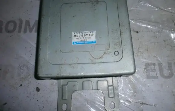 Mitsubishi Colt Engine control unit/module MD760512 G1T17477