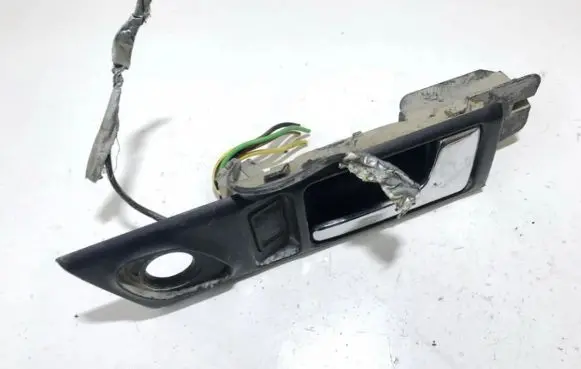 Audi A6 S6 C4 4A Front door interior handle 4a0839020a