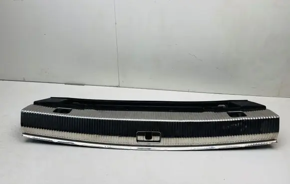 Audi Q3 8U Trunk/boot sill cover protection 8U0864483A 8U0864483B
