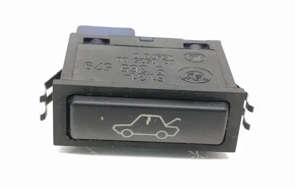 Tailgate opening switch