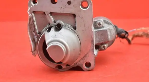 Peugeot 208 Starter motor 75500178004
