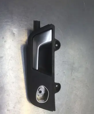 Audi A4 S4 B7 8E 8H Front door interior handle 8E2837019