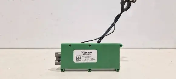 Volvo S40 Aerial antenna amplifier 8673492