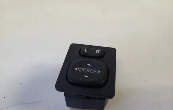 Toyota Verso Wing mirror switch 769746