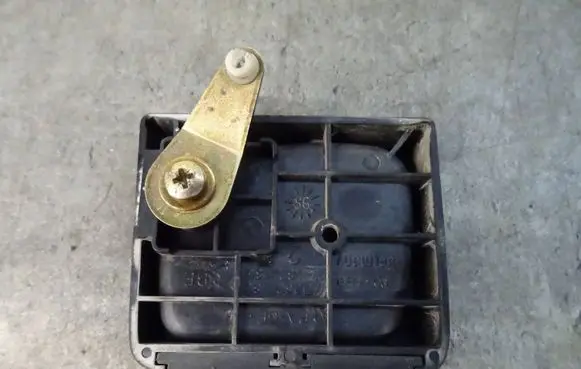 Volkswagen Transporter - Caravelle T4 Tailgate interior release/open handle 7D0827185