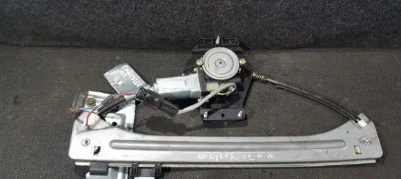 Chrysler PT Cruiser Sliding door window regulator with motor LR841 20032