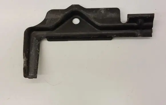 Volkswagen PASSAT B8 Battery bracket 5Q0803219C