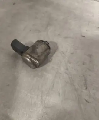 Audi A4 S4 B8 8K Hydraulic servotronic pressure valve 0478267 02075033