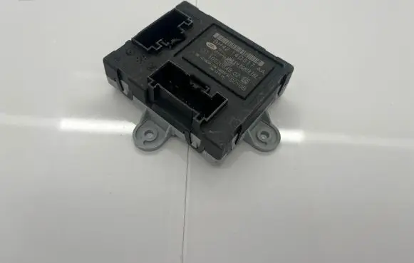 Land Rover Range Rover L405 Door control unit/module BH4214D617AA 1002064802 100206480