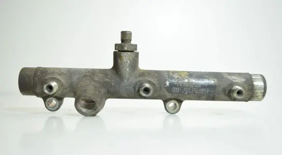 Audi A6 S6 C6 4F Fuel main line pipe 059130089D