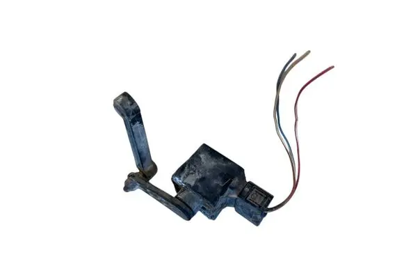 Mercedes-Benz E W212 Air suspension front height level sensor A0105427717 0105427717