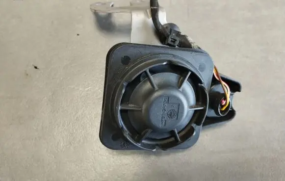 Audi A6 Allroad C8 Alarm system siren 5Q0951605A 35933667