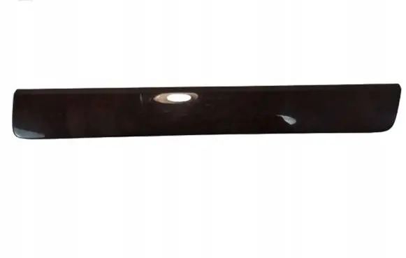Volkswagen Touareg I Front door trim bar 7L6853072