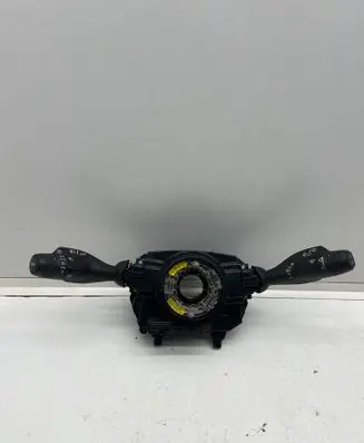 Volvo XC90 Wiper turn signal indicator stalk/switch 31674099