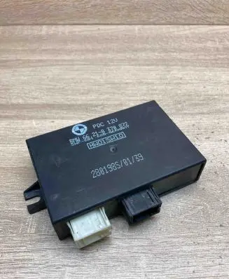 BMW 5 E39 Parking PDC control unit/module 8370872