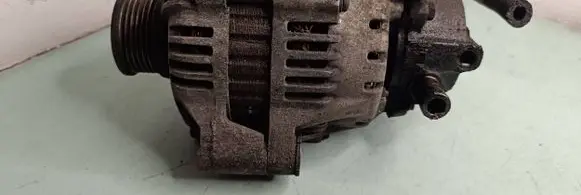 KIA Carens I Generator/alternator 3730027011 021319111