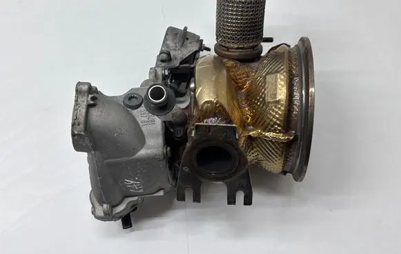 Porsche Cayenne (9Y0 9Y3) Turbo 06M145689J 06M145A01 18539700025