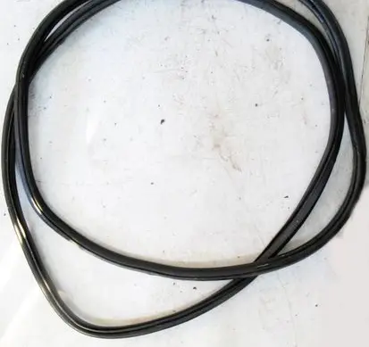 Skoda Octavia Mk2 (1Z) Seal rubber (tailgate) 