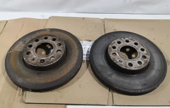 Skoda Octavia Mk2 (1Z) Front brake disc
