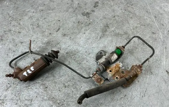 Toyota Avensis T250 Clutch master cylinder