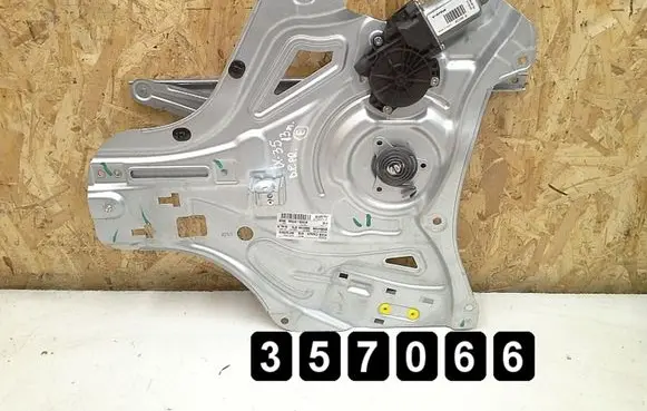 Hyundai ix35 Front door window regulator with motor 82480V2Y000