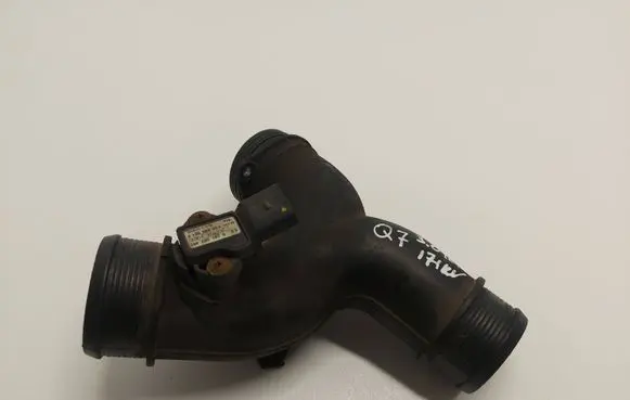 Audi Q7 4L Intercooler hose/pipe 7L6145795R 7L6145770G