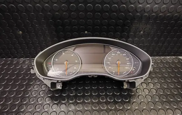 Audi A7 S7 4G Speedometer (instrument cluster) 4G8920981J 0263672081