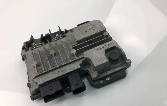 Peugeot 2008 I Other control units/modules 9810858280