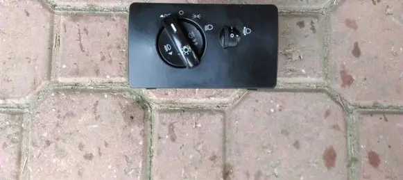 Ford Mondeo Mk III Light switch